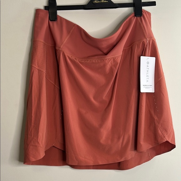 Athleta Dresses & Skirts - Athleta Women's Salmon Pink run with it skirt with hidden shorts size 2X
